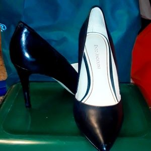 Black heels from enzo angiolini